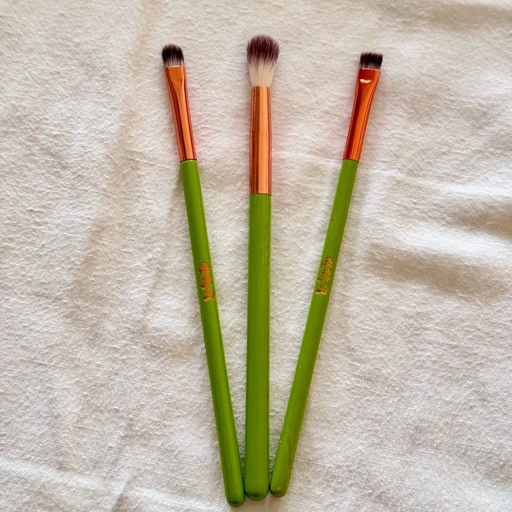 ALAMAR COSMETICS Ojitos Brush Trio Vol 1 Green & Gold 3 Pc Makeup Brush Set